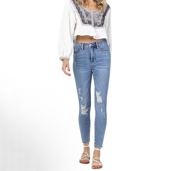 NWT Judy Blue High Waist Control Top Skinny Distressed Stretch Denim Jeans 3/26 - Picture 1 of 16